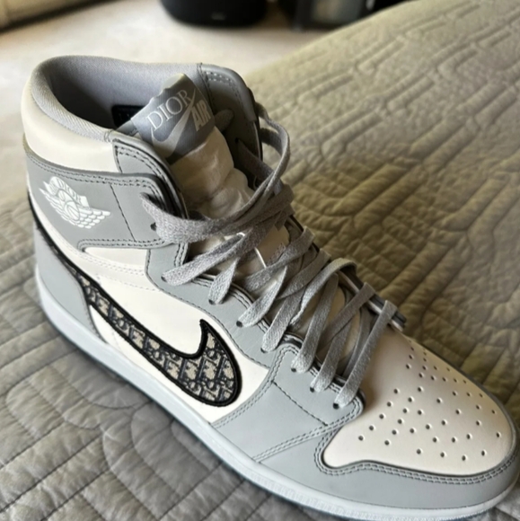 Jordan 1 high Dior - Picture 4 of 4